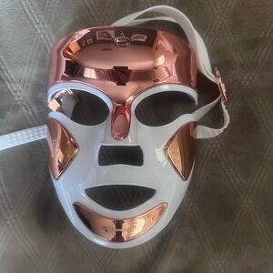 Dr. Dennis Grossman’s Rose Gold and White LED Face Mask